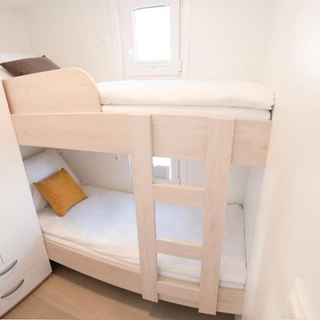 Adria Portoroz Luxury Houseboat Villa ภายนอก รูปภาพ