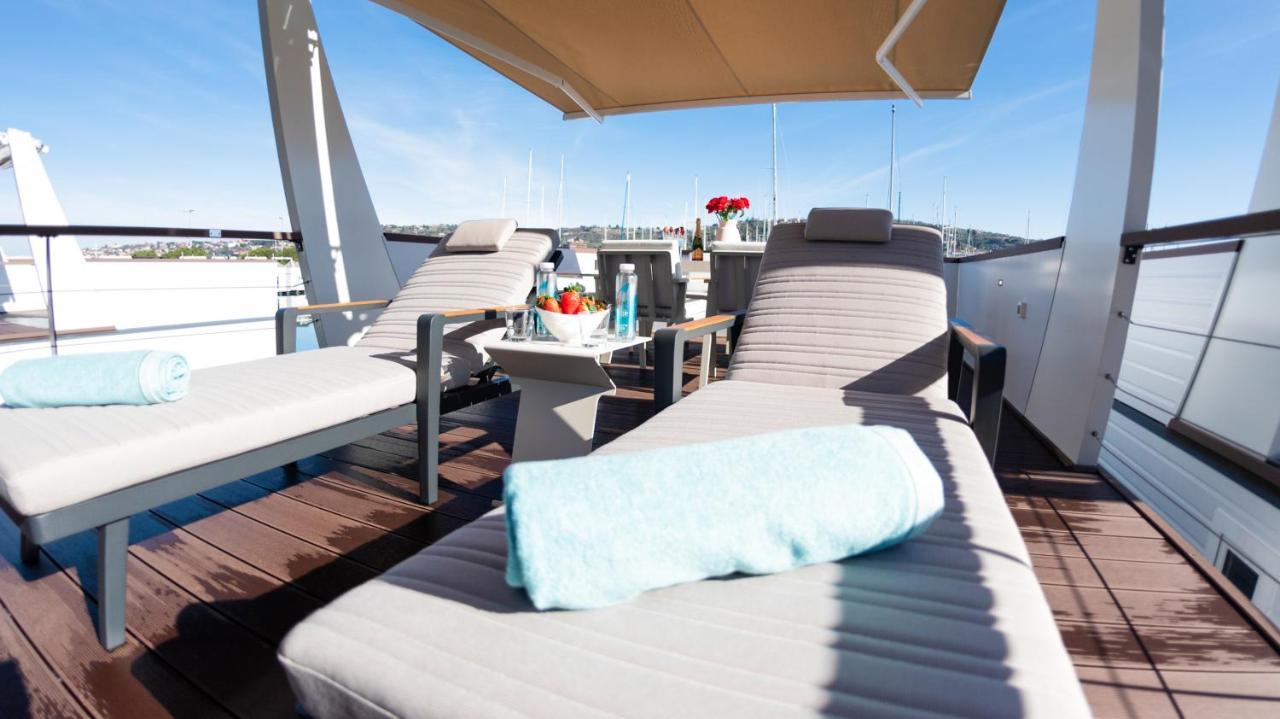 Adria Portoroz Luxury Houseboat Villa ภายนอก รูปภาพ