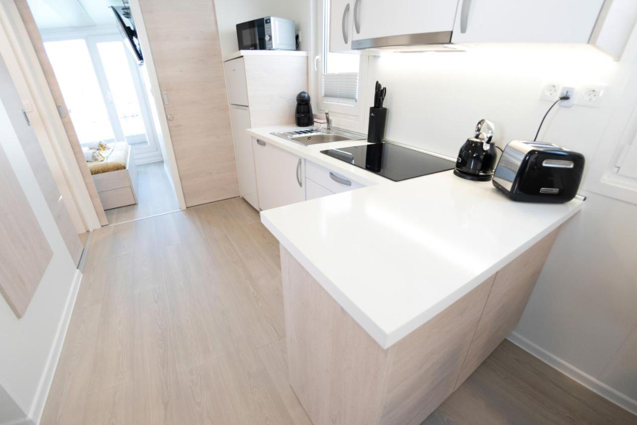 Adria Portoroz Luxury Houseboat Villa ภายนอก รูปภาพ